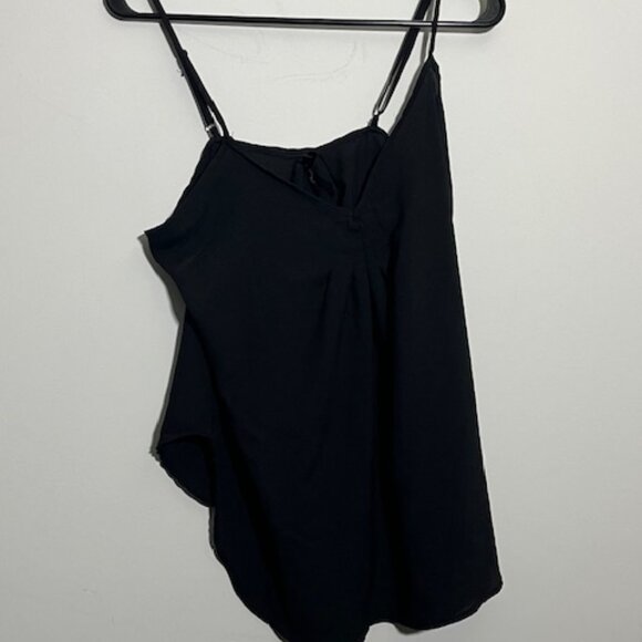 Ali and Kris Black Top Size Large - Picture 2 of 7